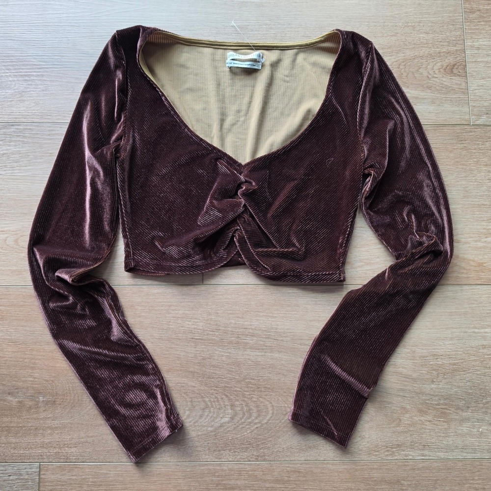 Urban Outfitters Brown Velvet Long Sleeve Crop Top Medium